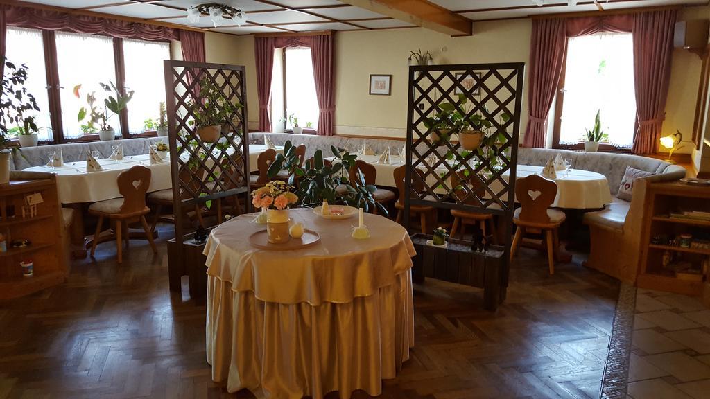 Gasthof Zum Hirschen *